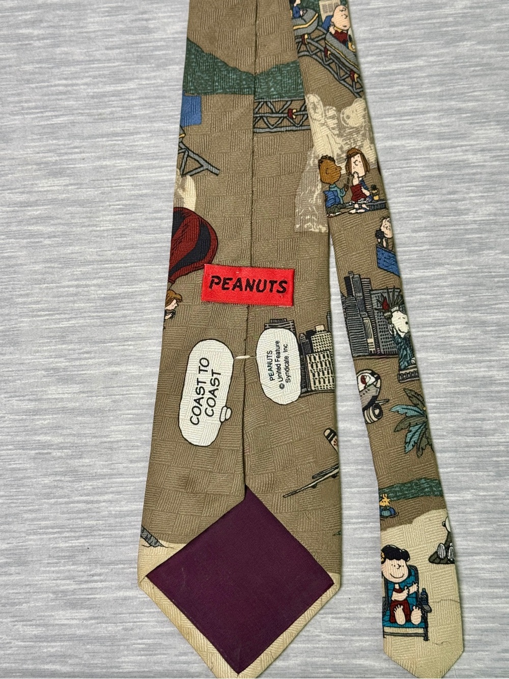 Peanuts Coast to Coast Silk Tie Snoopy Travel Print Vintage - Picture 5 of 10